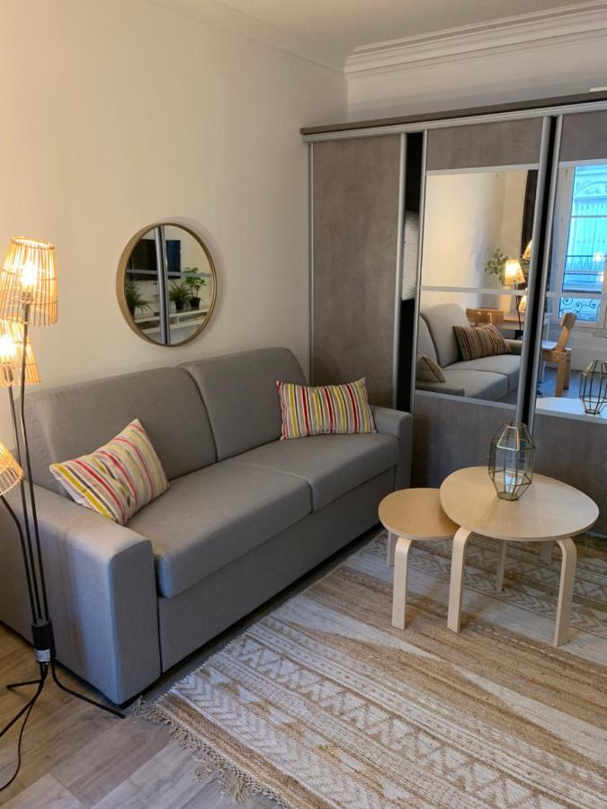 Studio Moderne Au Coeur De Paris Batignolles Exterior foto